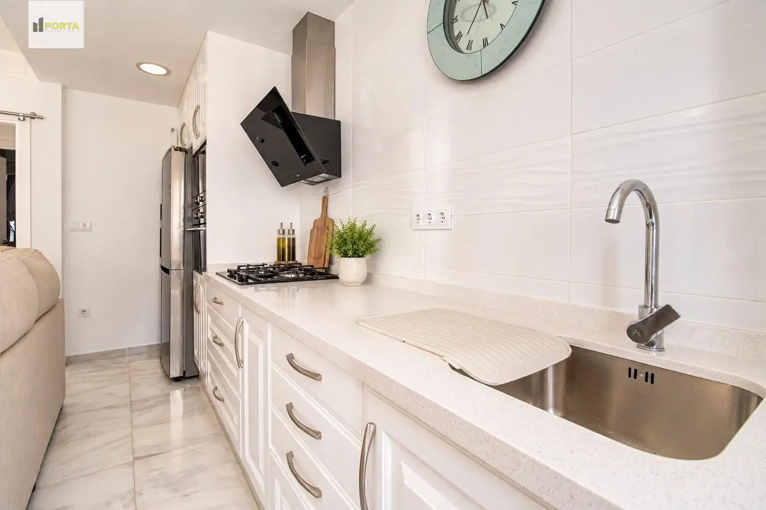 Bajo en venta en Centro - Calzada - Cabo Noval, imagen 5