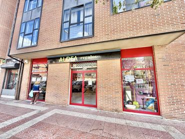 Business premises to rent in Avenida Juan Pablo II