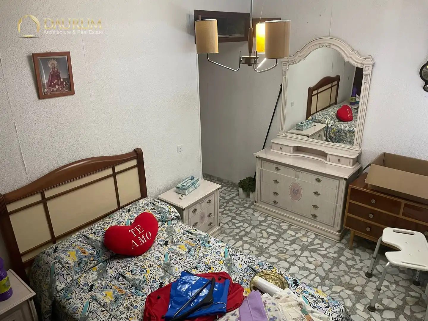 Dormitori de Pis en venda en Madrid amb Calefacció