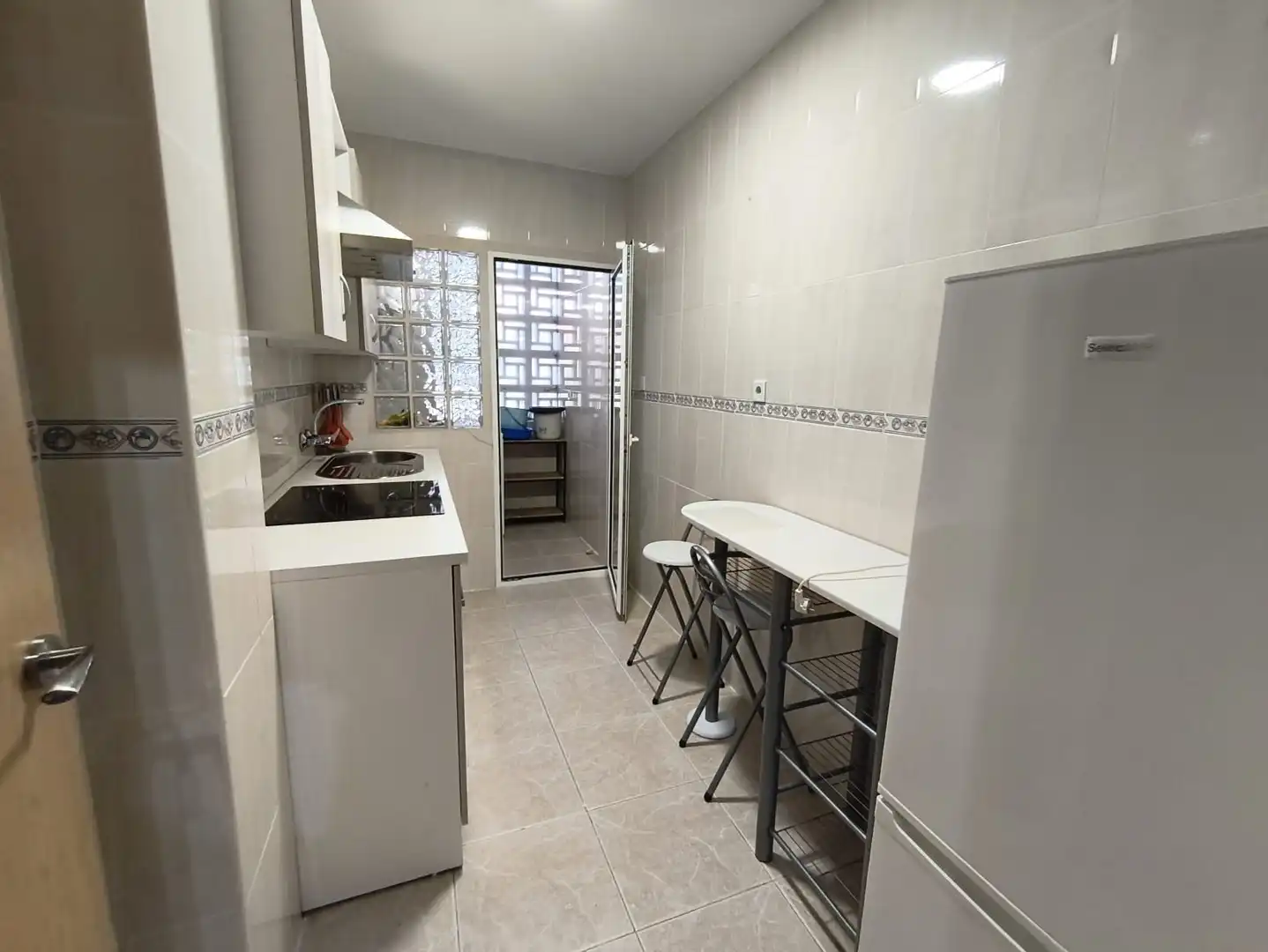 Cocina de Planta baja en venta en Granada con Jardín privado, Terraza y Amueblado