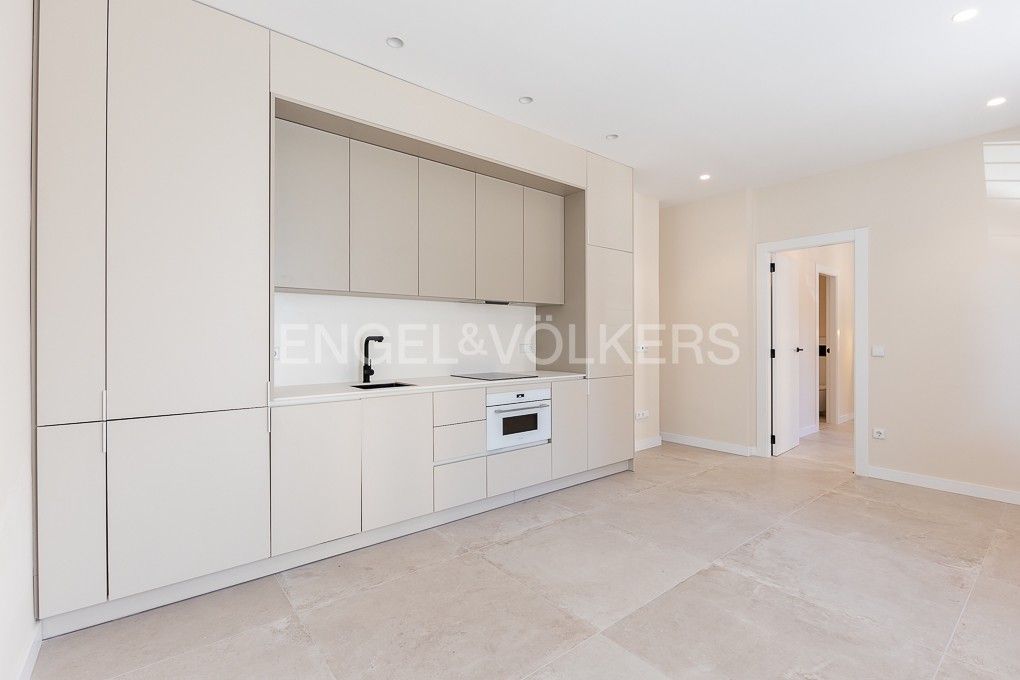 Kitchen of Apartment for sale in Xirivella  with Air Conditioner and Heating