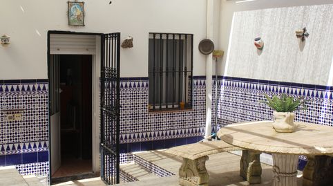 Foto 2 de Casa o chalet en venta en Avenida de Extremadura, 34, Arroyomolinos de León, Huelva