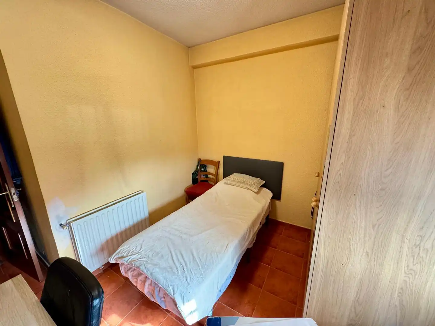 Bedroom of Flat for sale in Madrid  with Air Conditioner, Heating and Terrace