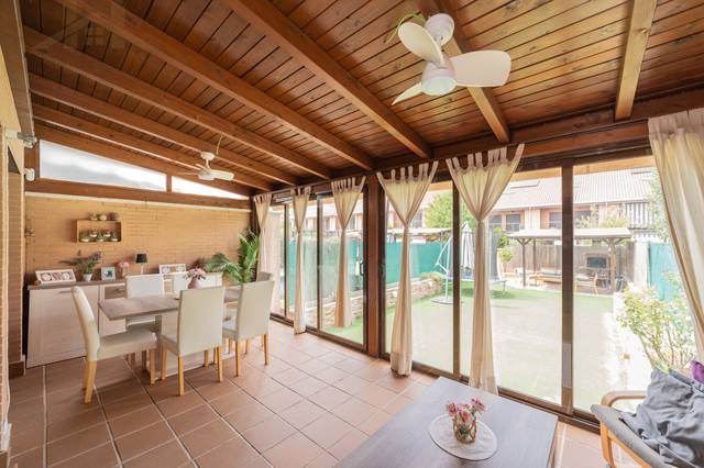 Casa-chalet en Venta en Calle del Pino Silvestre, 17 en La Dehesa - El Pinar