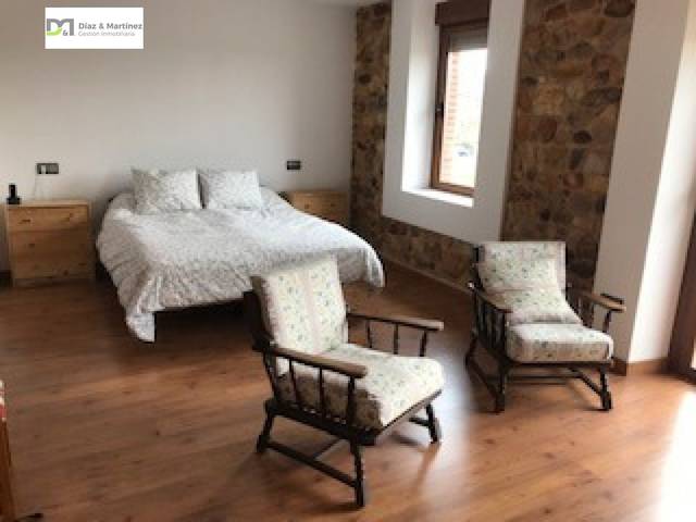 Casa-chalet en Venta en Cuadros