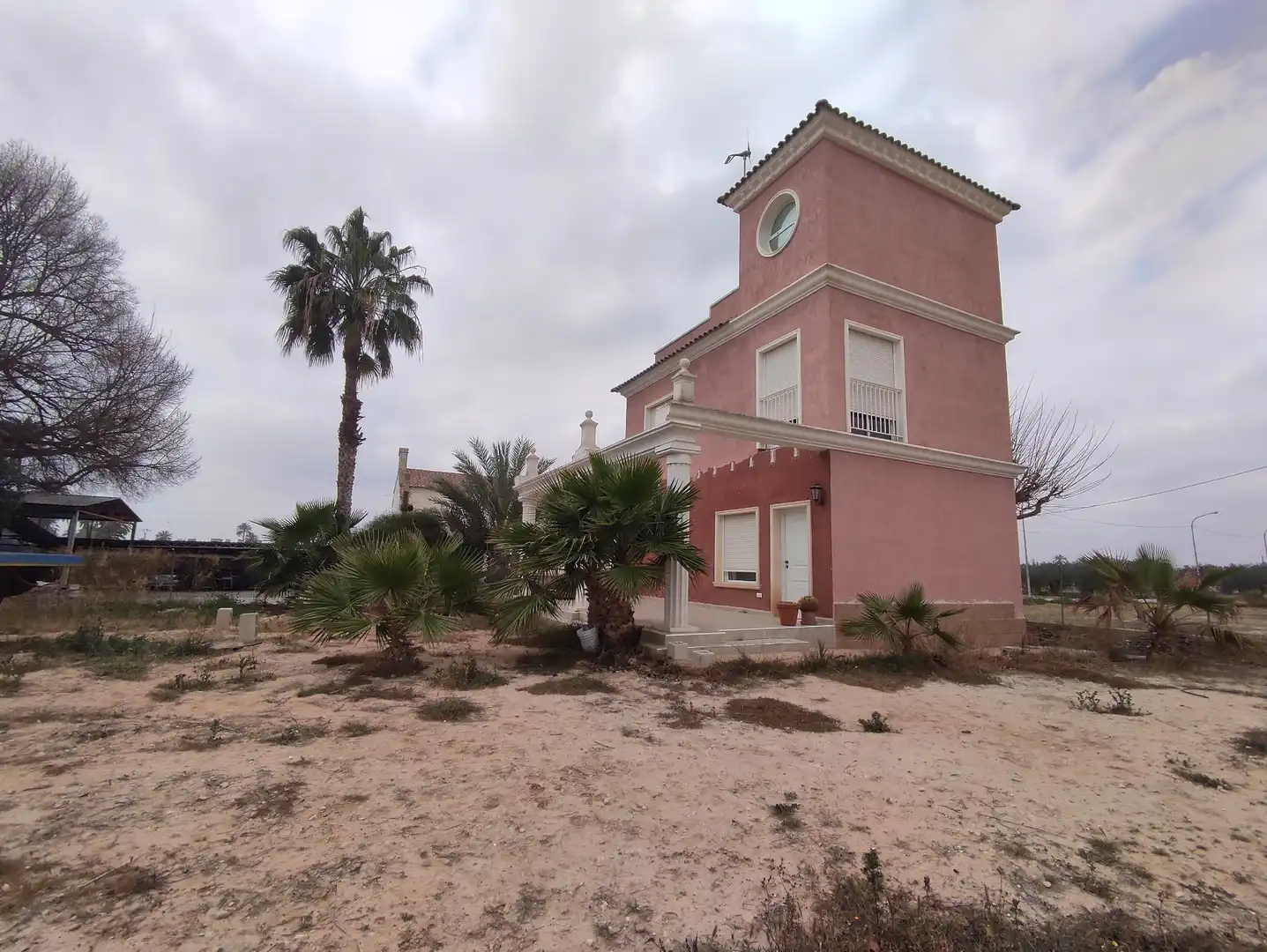 Vista exterior de Casa o xalet en venda en Elche / Elx amb Jardí privat, Terrassa i Traster