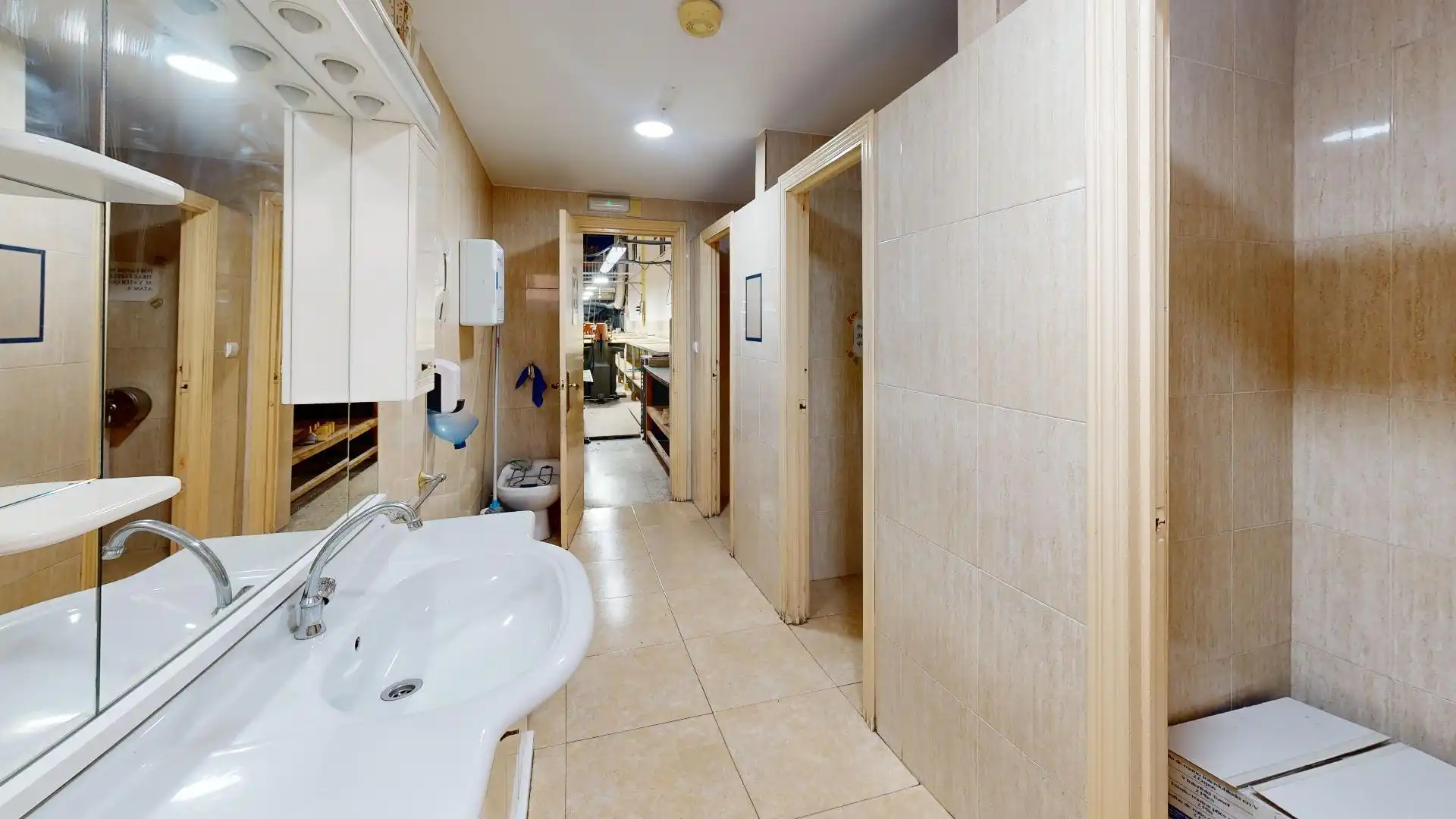 Nave industrial en venta en Calle del Comandante Bernabé, imagen 19