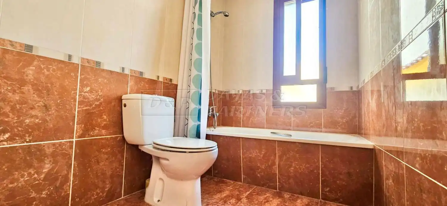 Bany de Casa adosada en venda en Orihuela amb Terrassa