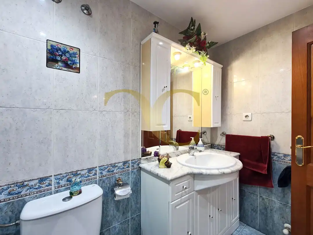 Bathroom of Flat for sale in Gijón   with Heating