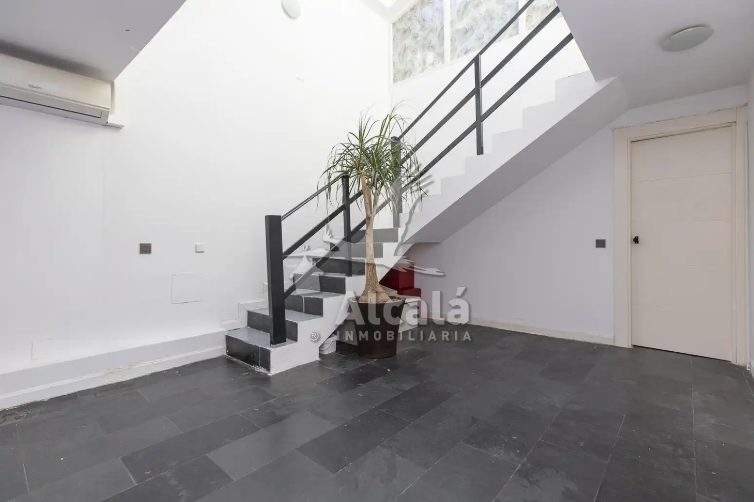 Houses for sale in Alcalá de Henares  with Air Conditioner, Heating and Private garden