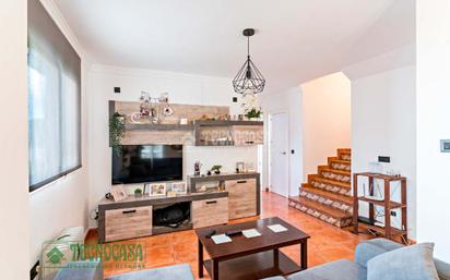 Living room of Single-family semi-detached for sale in Álora  with Air Conditioner and Terrace