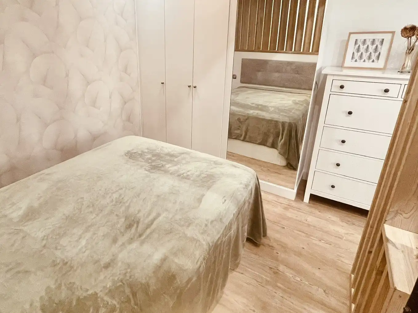 Habitación de Apartamento de alquiler en Madrid con Aire acondicionado, Calefacción y Terraza