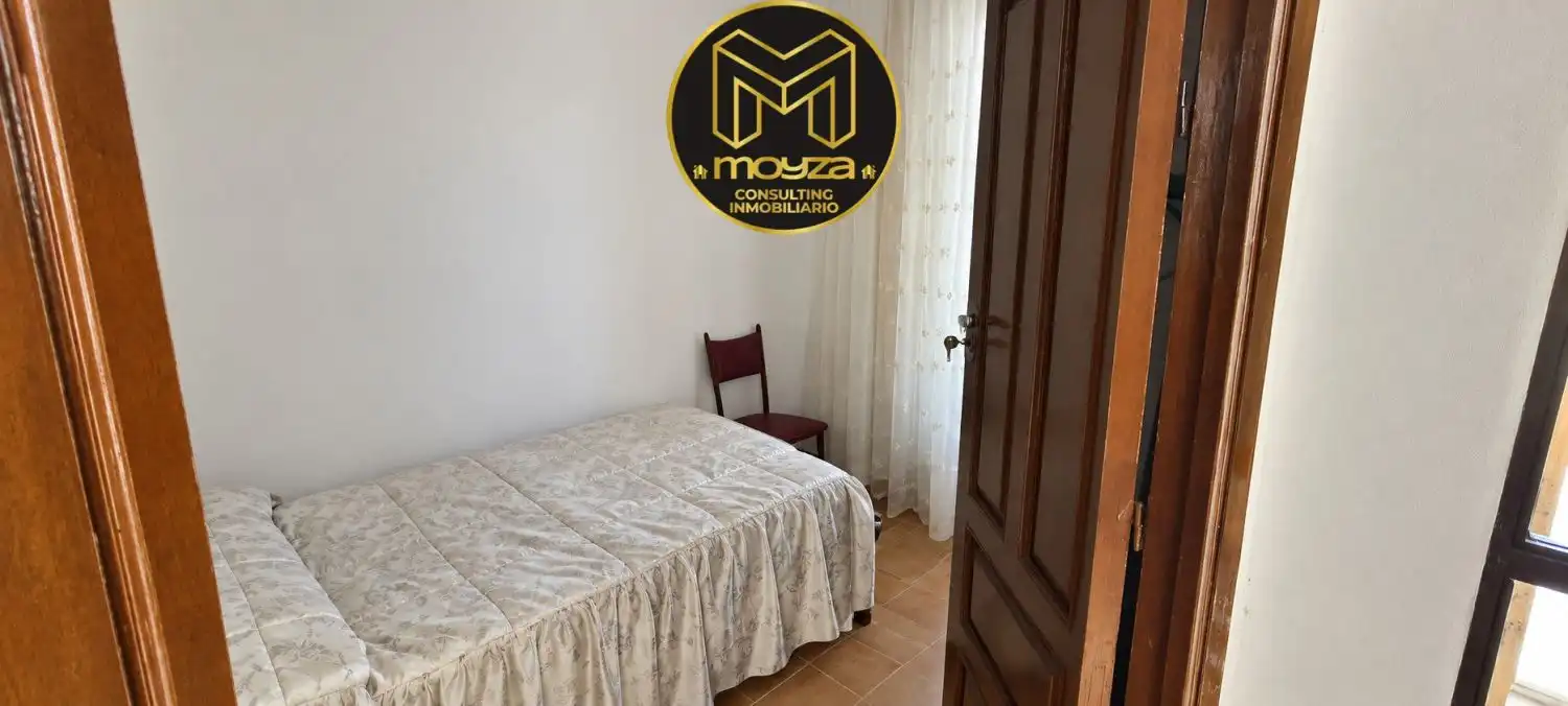 Habitación de Casa o chalet en venta en Valenzuela con Trastero