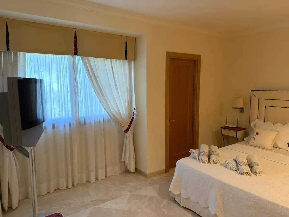 Schlafzimmer von Maisonette zur Miete in Estepona mit Terrasse, Schwimmbad und Gemeinschaftspool