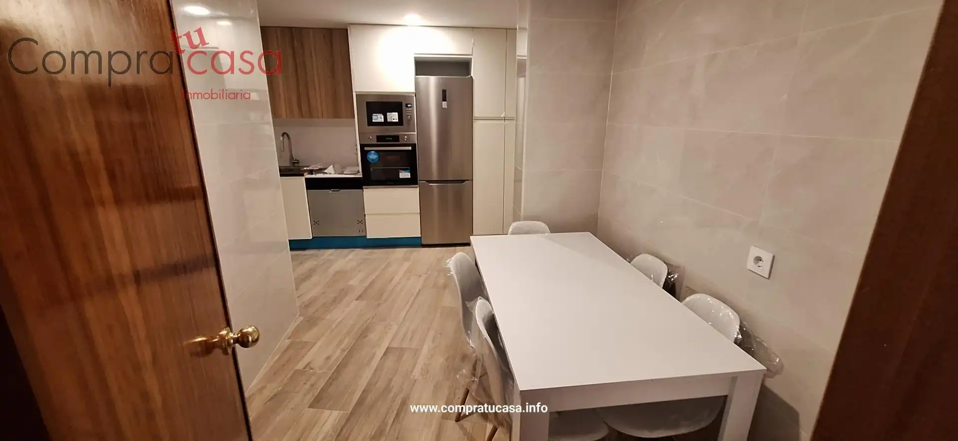 Cuina de Pis de lloguer en Segovia amb Calefacció, Terrassa i Moblat