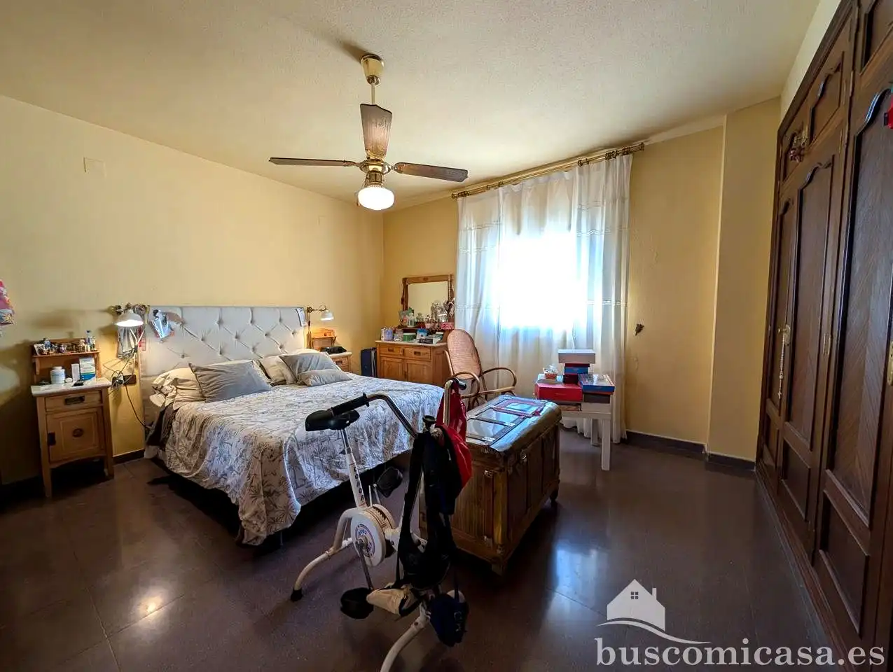 Habitación de Dúplex en venta en Linares con Aire acondicionado, Terraza y Trastero