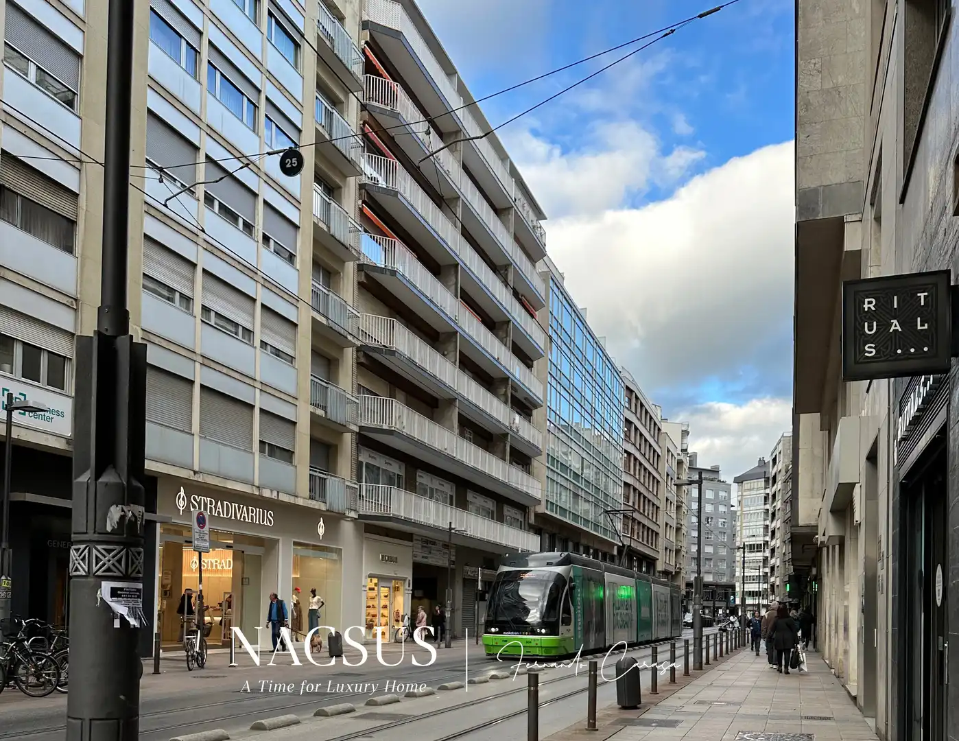 Business premises for sale in General Alava Kalea 23