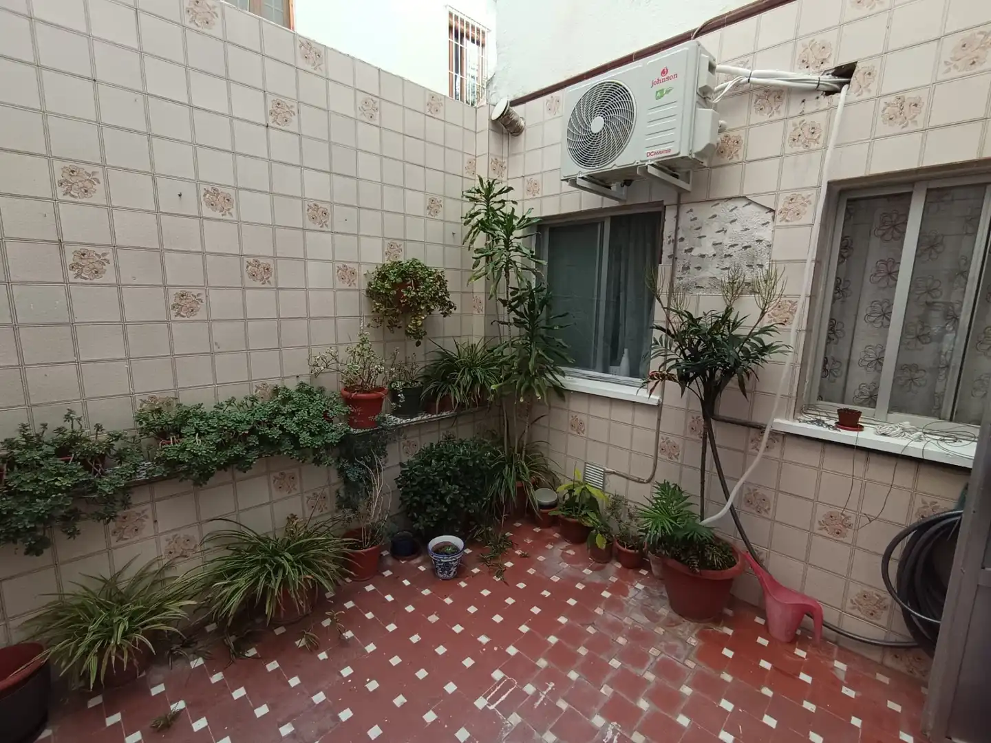 Terrasse von Einfamilien-Reihenhaus zum Verkauf in Jaén mit Klimaanlage, Heizung und Terrasse
