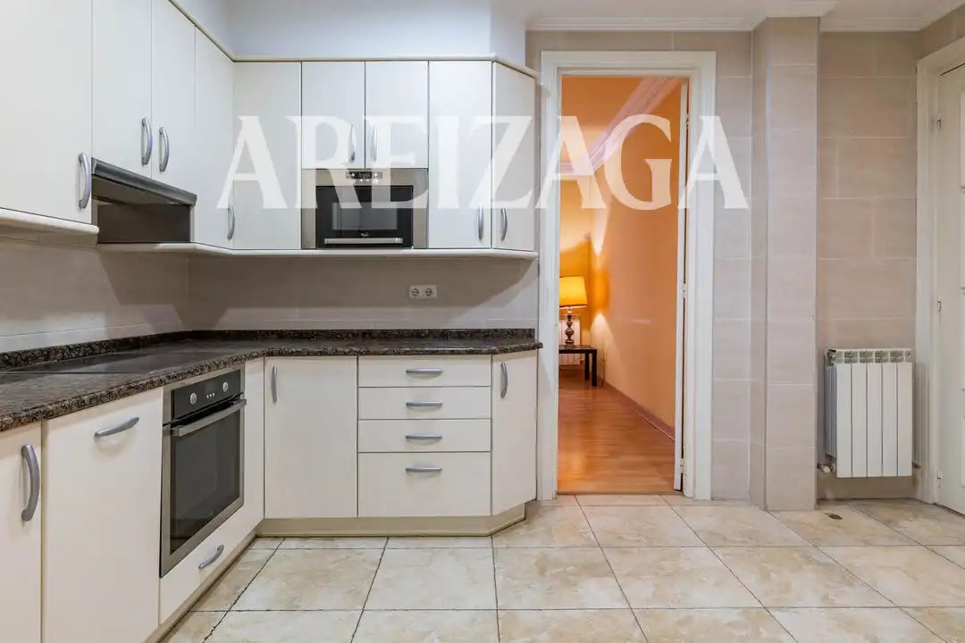 Wohnung mit Balkon zum Verkauf in Calle San Bartolomé 10, imagen 32