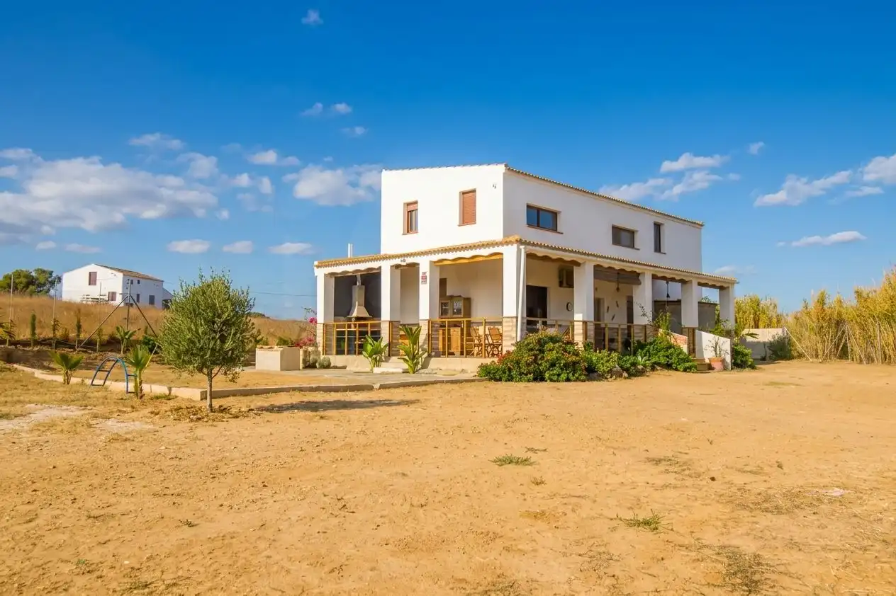 Vista exterior de Casa o chalet en venta en Lepe con Calefacción