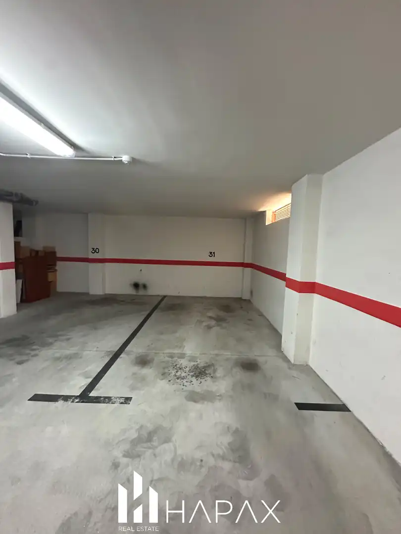 Parkplatz von Wohnung zum Verkauf in Salamanca mit Heizung, Privatgarten und Möbliert