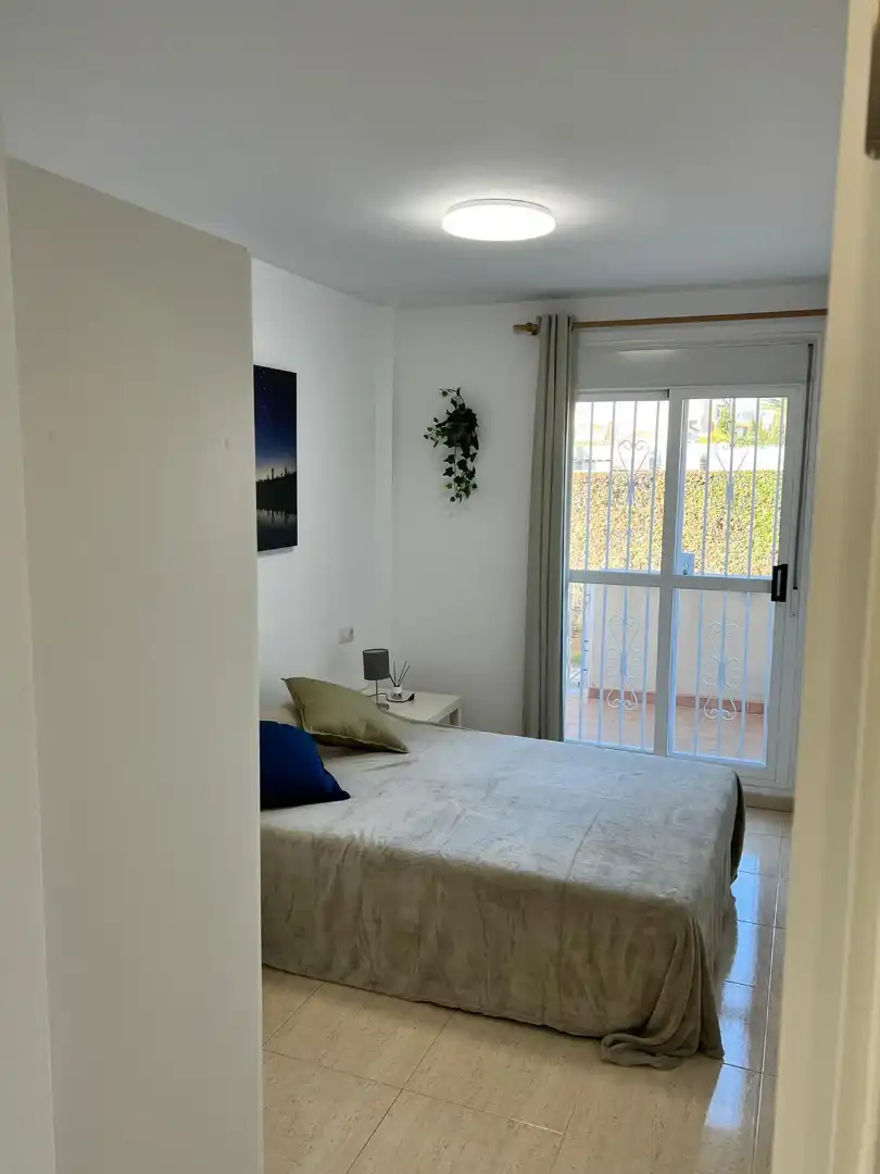 Schlafzimmer von Wohnungen zum Verkauf in Mont-roig del Camp mit Klimaanlage, Terrasse und Ofen