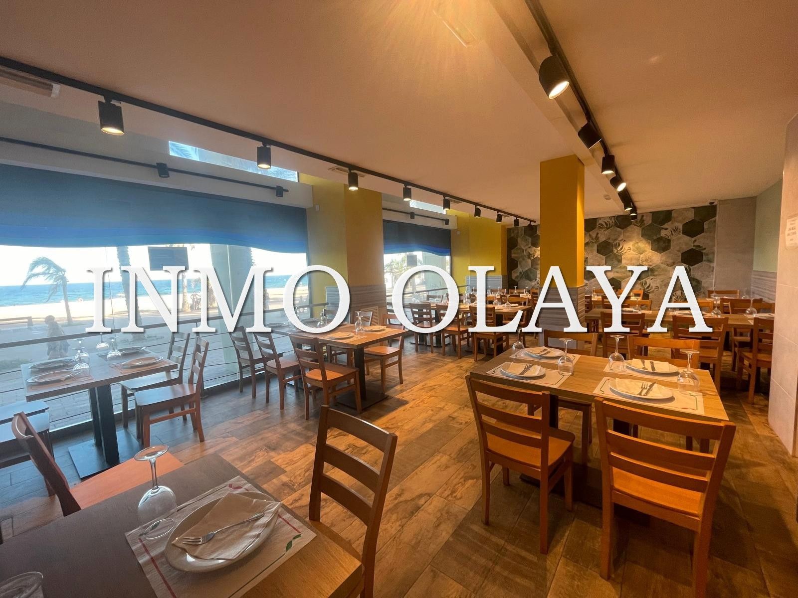 Premises for sale in Badalona  with Air Conditioner, Heating and Terrace