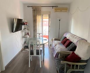 Living room of Flat to rent in  Sevilla Capital  with Air Conditioner, Furnished and Washing machine