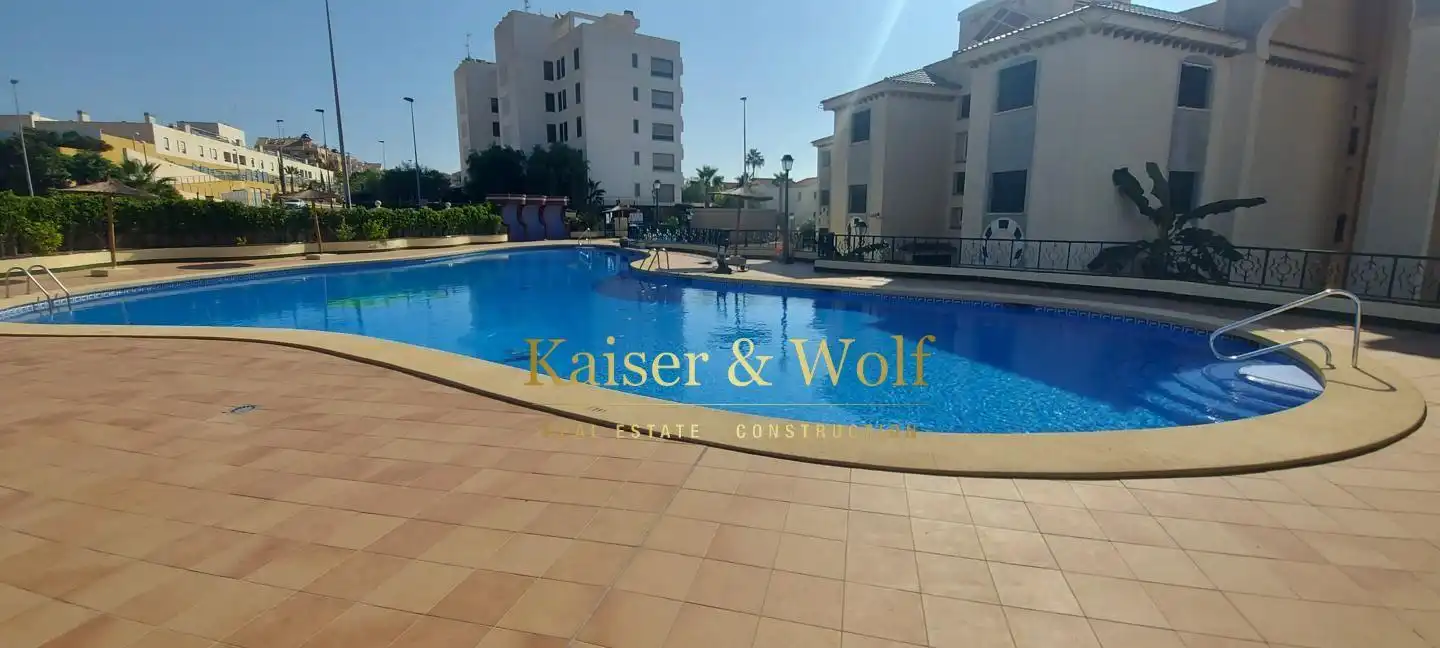 Flat with pool for sale in Avenida Santiago Bernabéu, imagen 32