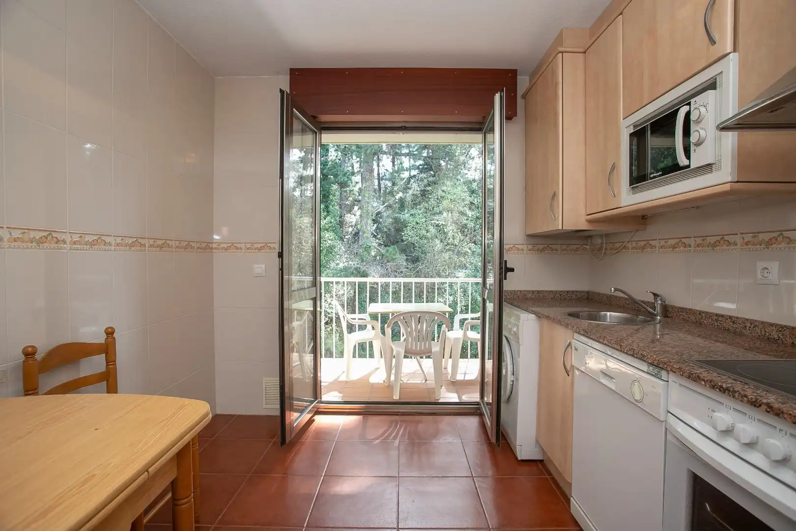 Cocina de Piso en venta en San Vicente de la Barquera con Calefacción y Balcón