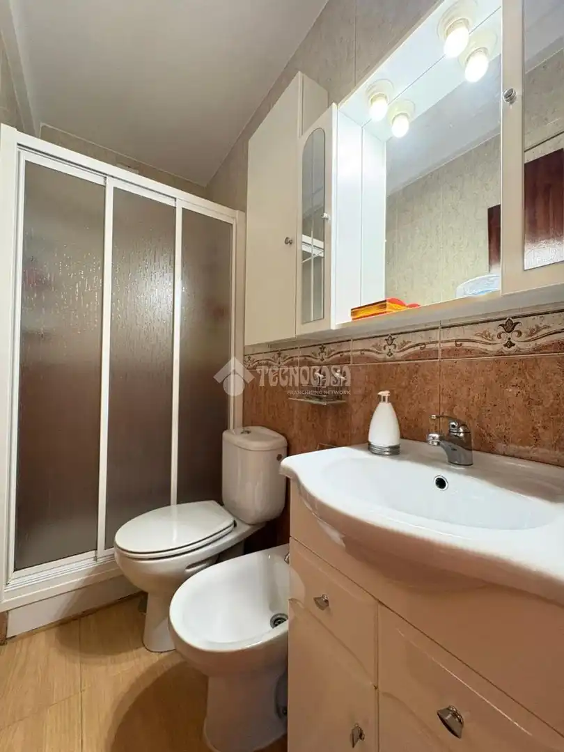 Badezimmer von Wohnung zum Verkauf in Getafe mit Klimaanlage und Terrasse