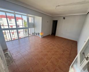 Bedroom of Flat for sale in  Sevilla Capital  with Balcony