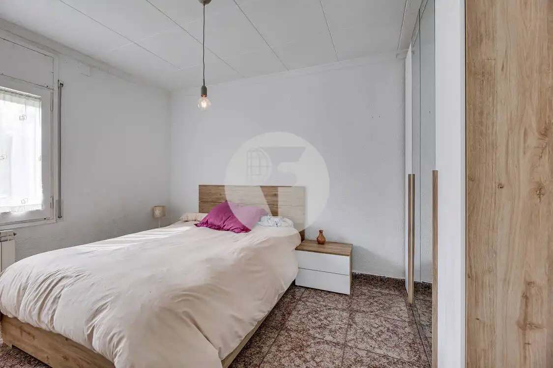 Dormitori de Casa o xalet en venda en Lliçà de Vall amb Calefacció, Terrassa i Piscina