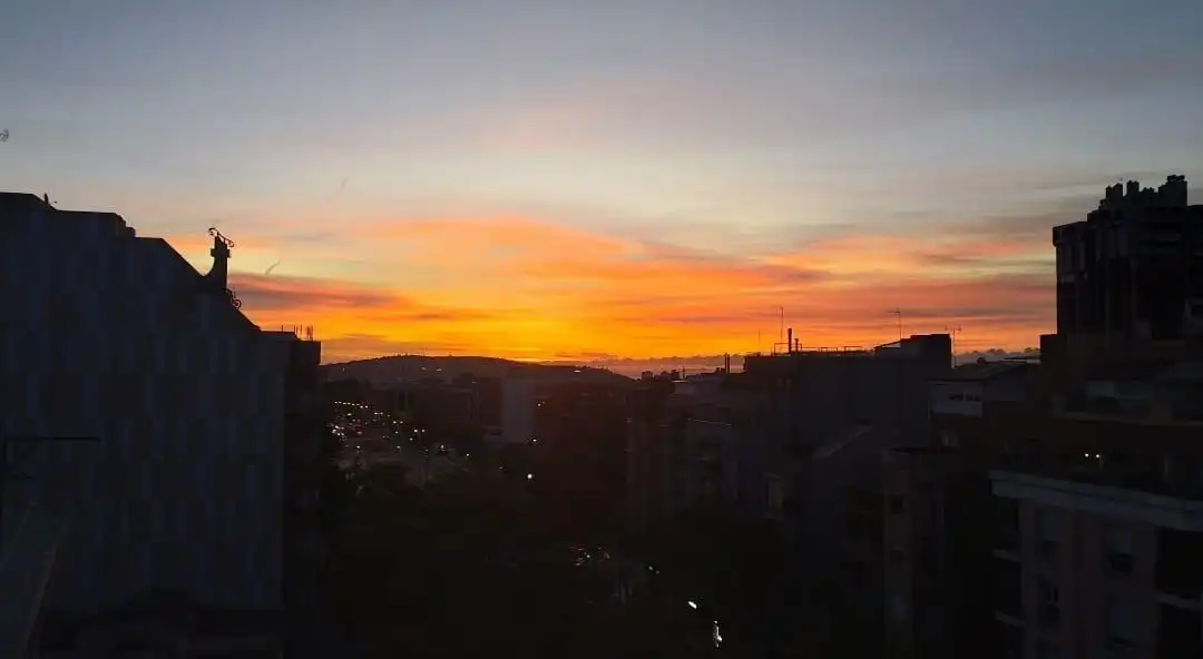 Vista exterior de Ático en venta en Esplugues de Llobregat con Aire acondicionado, Calefacción y Terraza