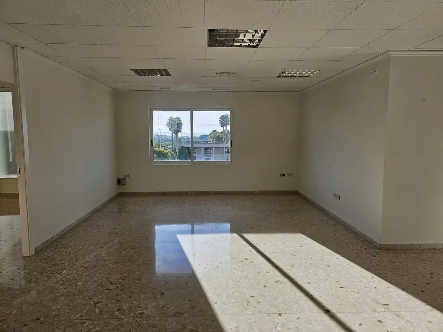 Oficina amb ascensor de lloguer a Torrellano, imagen 20