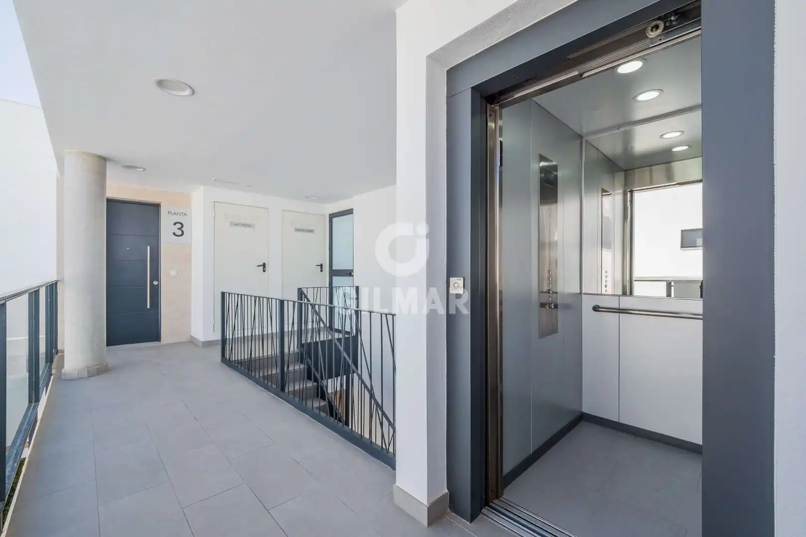 Attic for sale in Sevilla  with Heating, Storage room and Swimming Pool