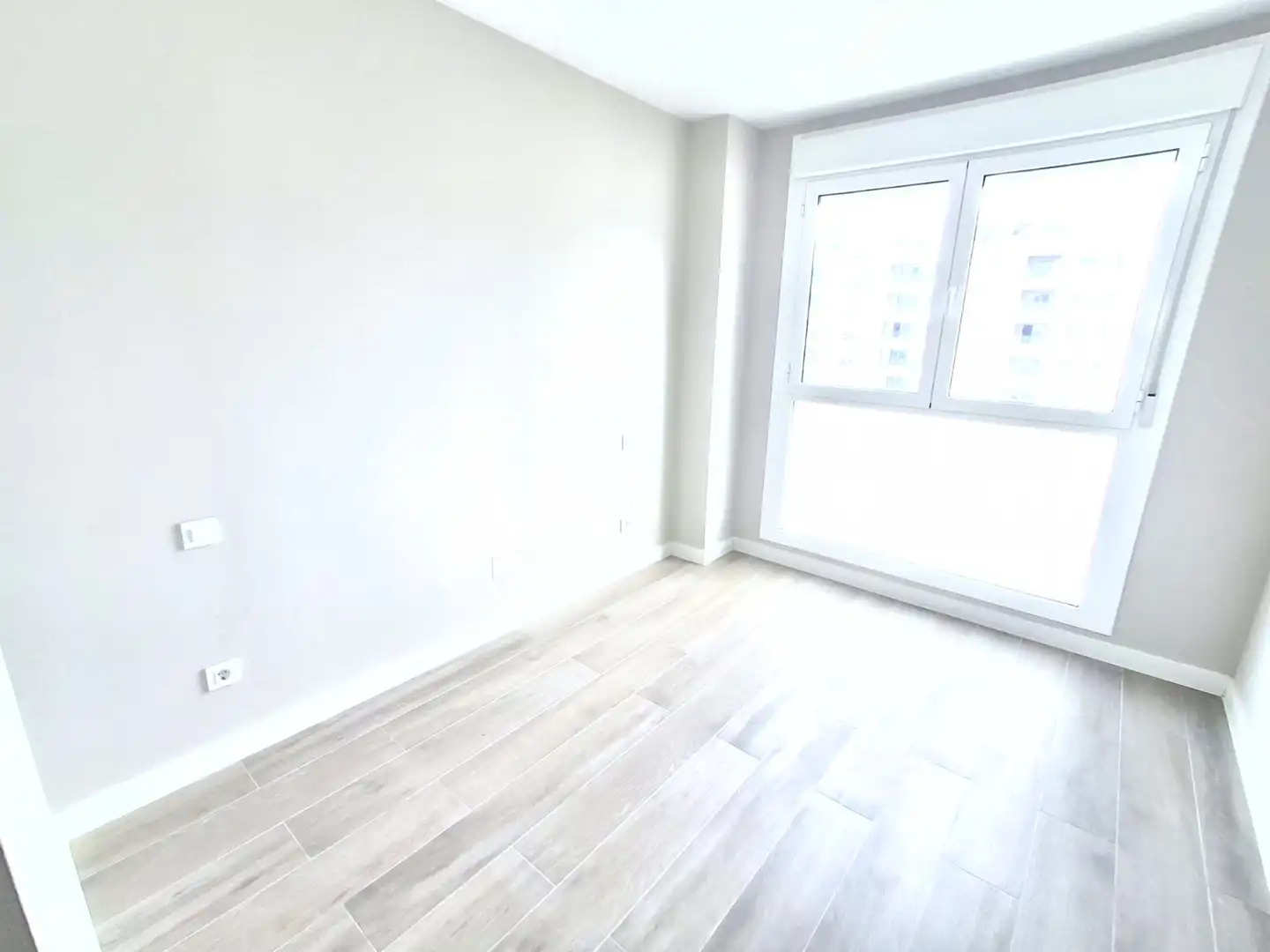 Schlafzimmer von Wohnung zur Miete in Tres Cantos mit Heizung, Terrasse und Abstellraum