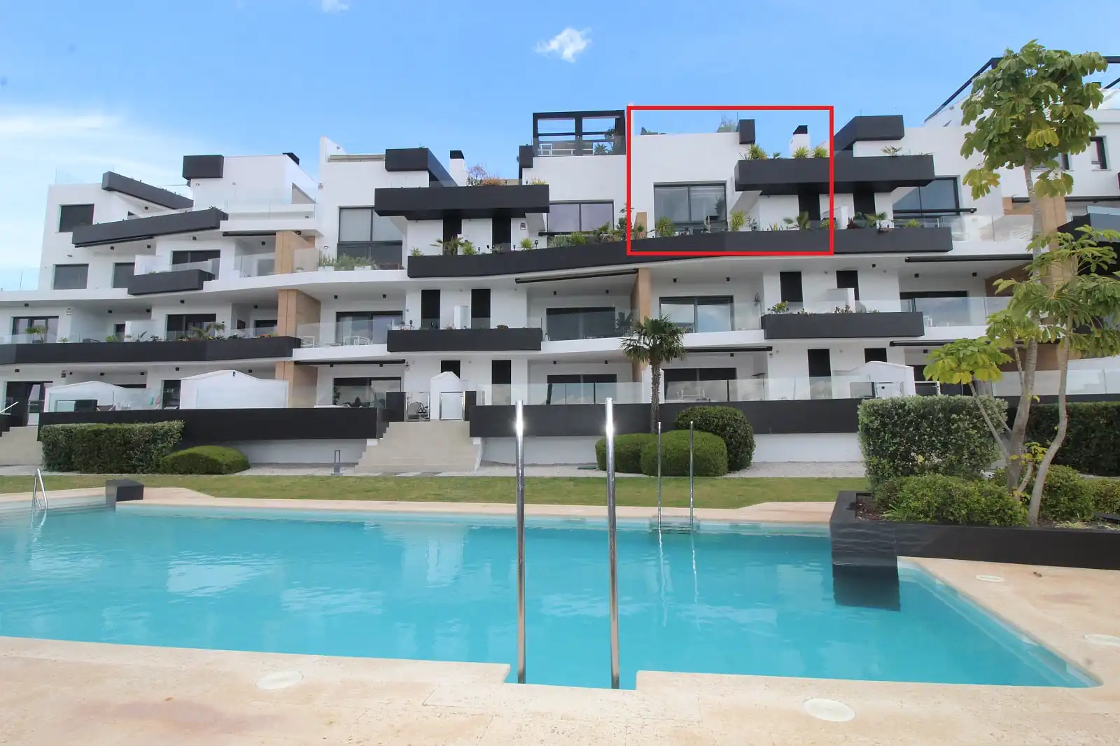 Apartment with terrace for sale in Orihuela Costa