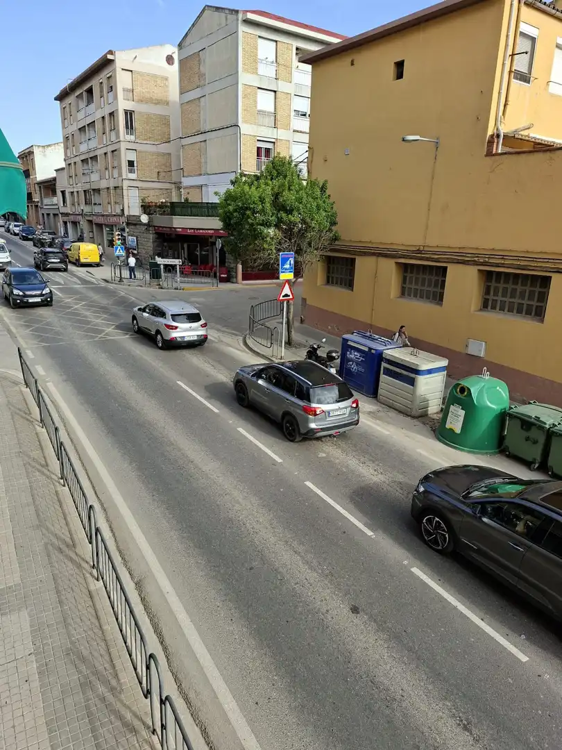 Aparcament de Pis en venda en Caspe amb Calefacció, Moblat i Forn
