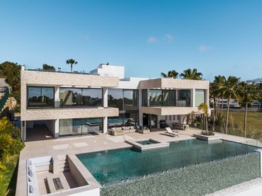 Casa amb piscina en venda a La Alquería
