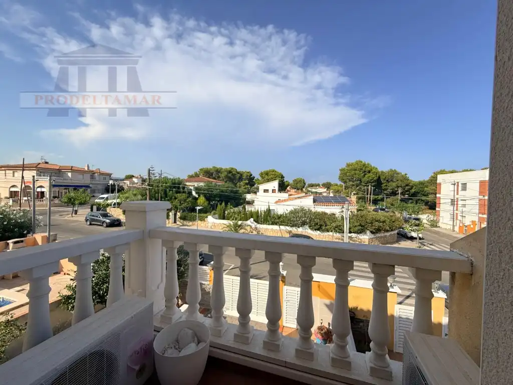 Casa aparellada en venda a Avenida Paris De, imagen 32