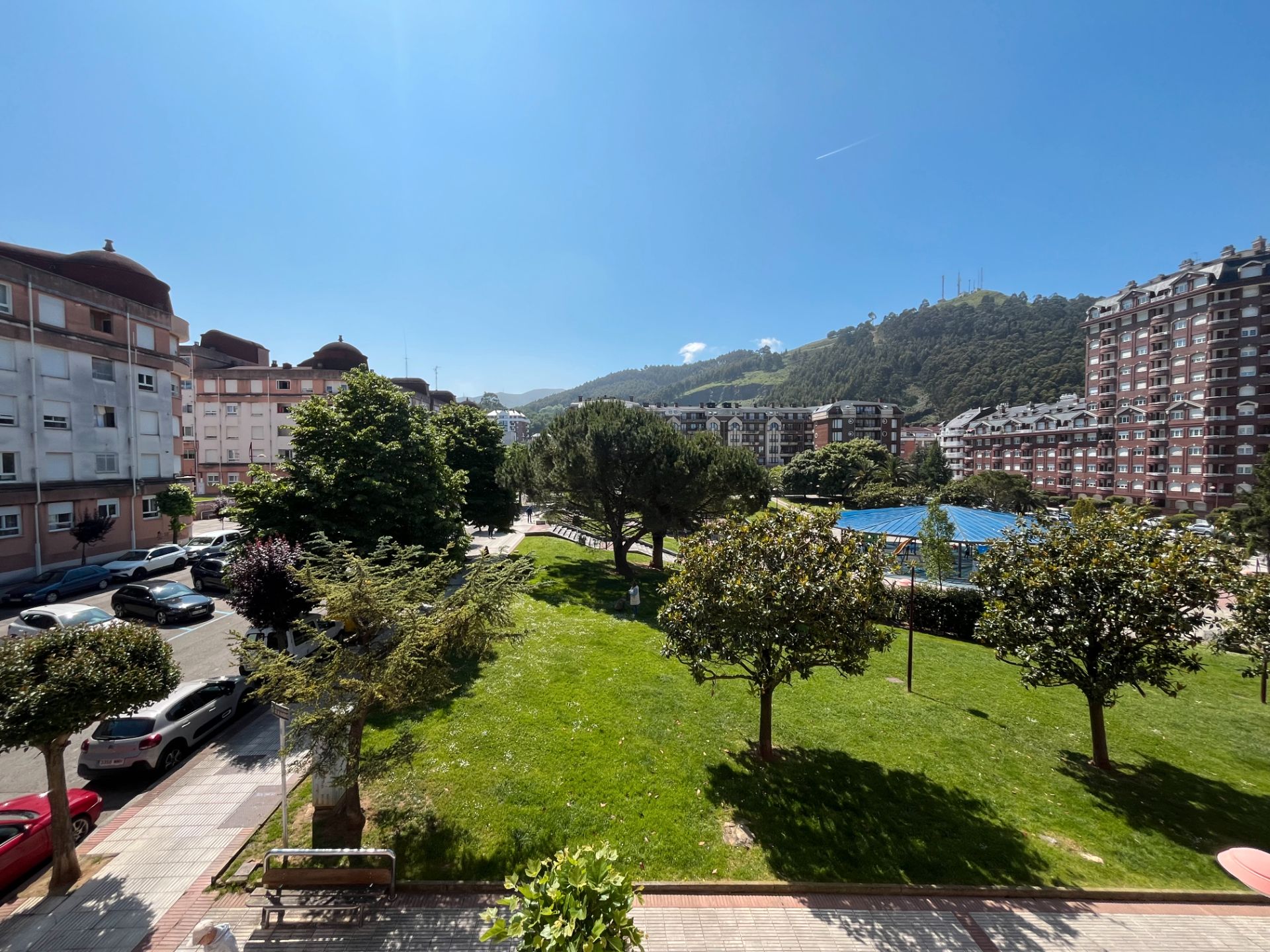 Exterior view of Flat for sale in Castro-Urdiales  with Heating, Terrace and Furnished