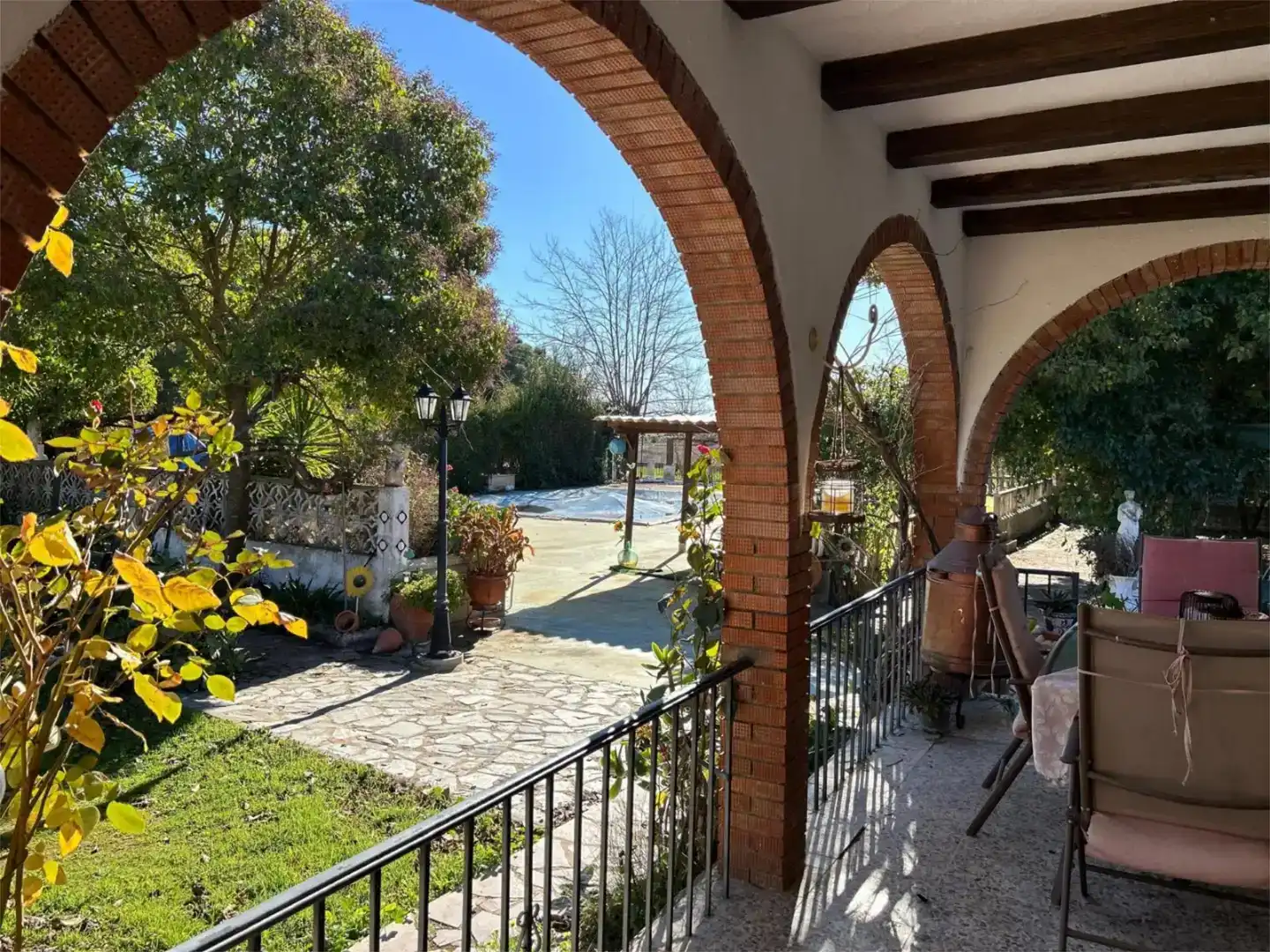 Jardí de Finca rústica en venda en Puebla de Sancho Pérez amb Piscina i Moblat