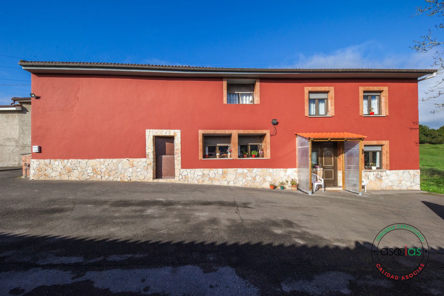 Vista exterior de Casa o xalet en venda en Gijón  amb Calefacció