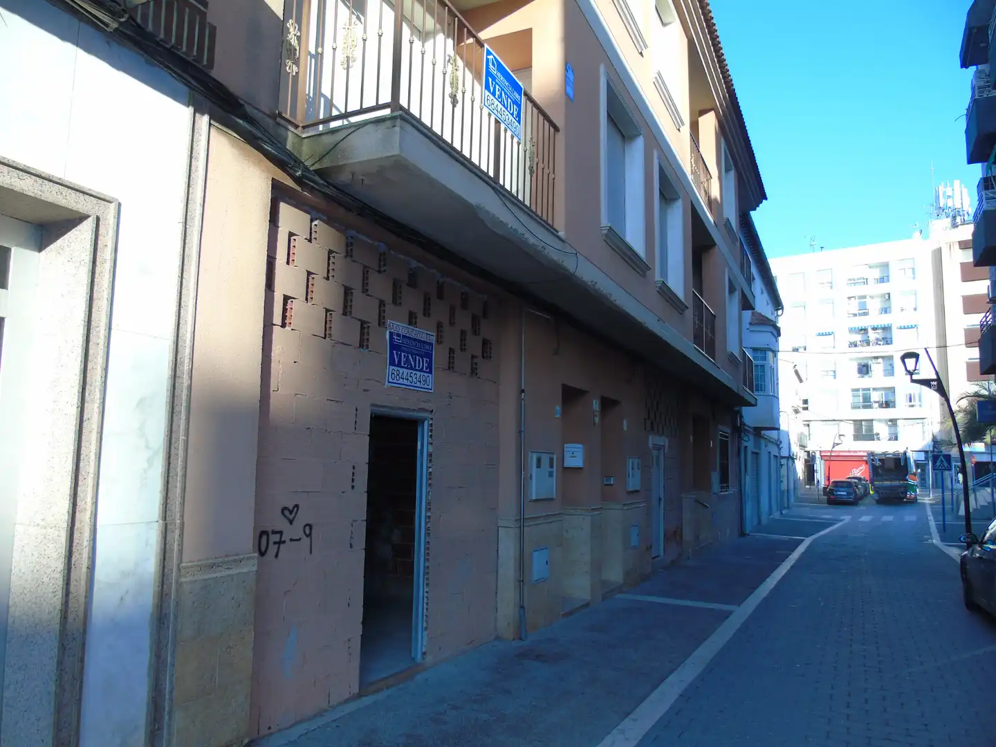 Business premises for sale in Avenida de la Constitución 10, imagen 2