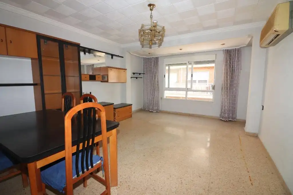 Flat for sale in Buñol  with Air Conditioner, Terrace and Furnished