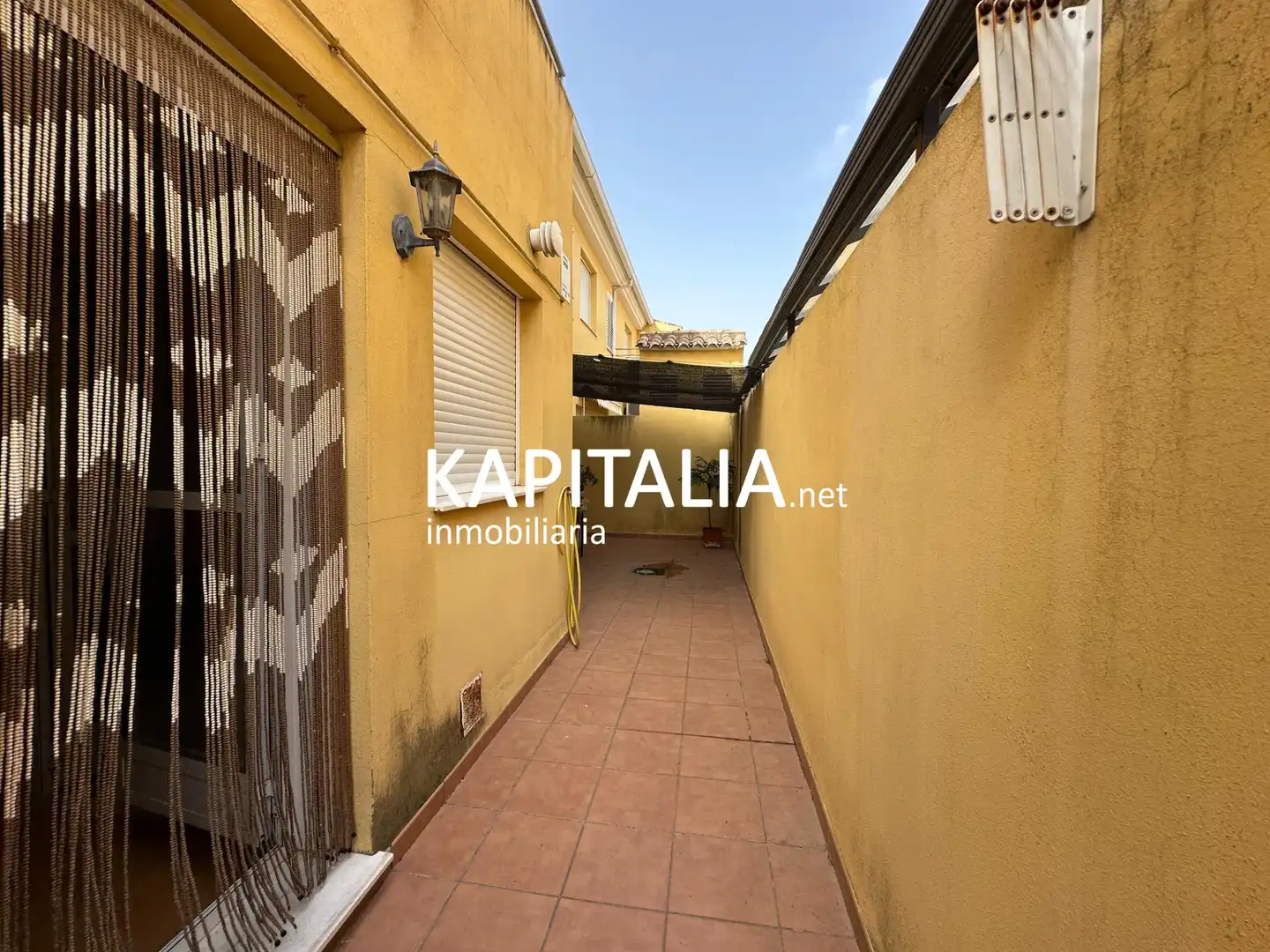 Casa o xalet en venda en Novelé  / Novetlè amb Aire condicionat, Jardí privat i Traster