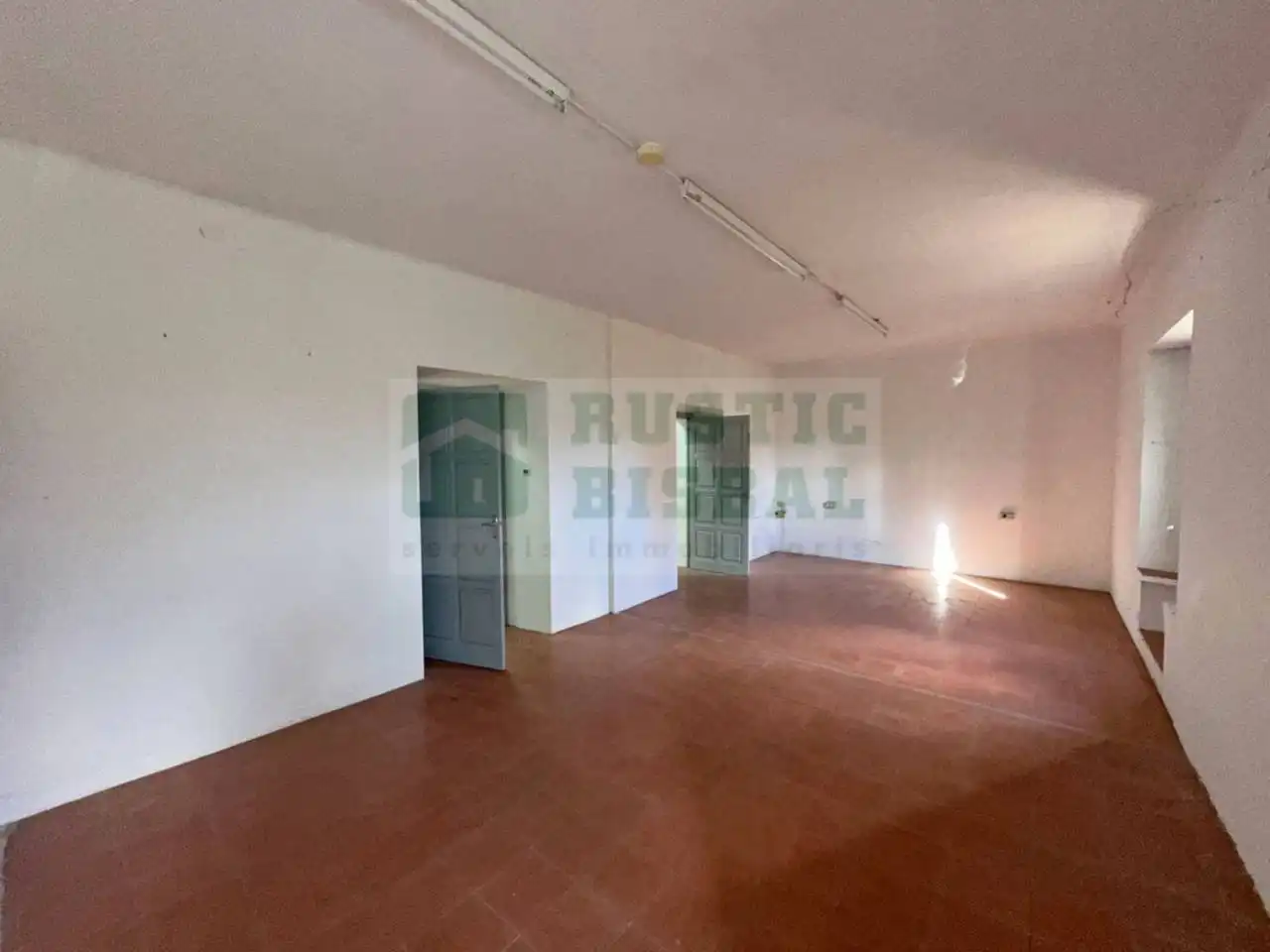 Finca rústica en venta en Bàscara con Jardín privado