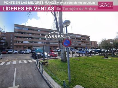 Vista exterior de Pis en venda en Torrejón de Ardoz amb Aire condicionat i Terrassa