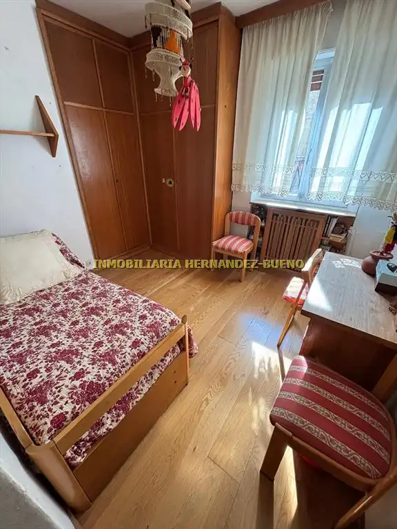 Schlafzimmer von Wohnung zum Verkauf in Salamanca mit Heizung und Terrasse